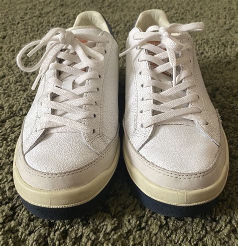 adidas rod laver consortium cracked